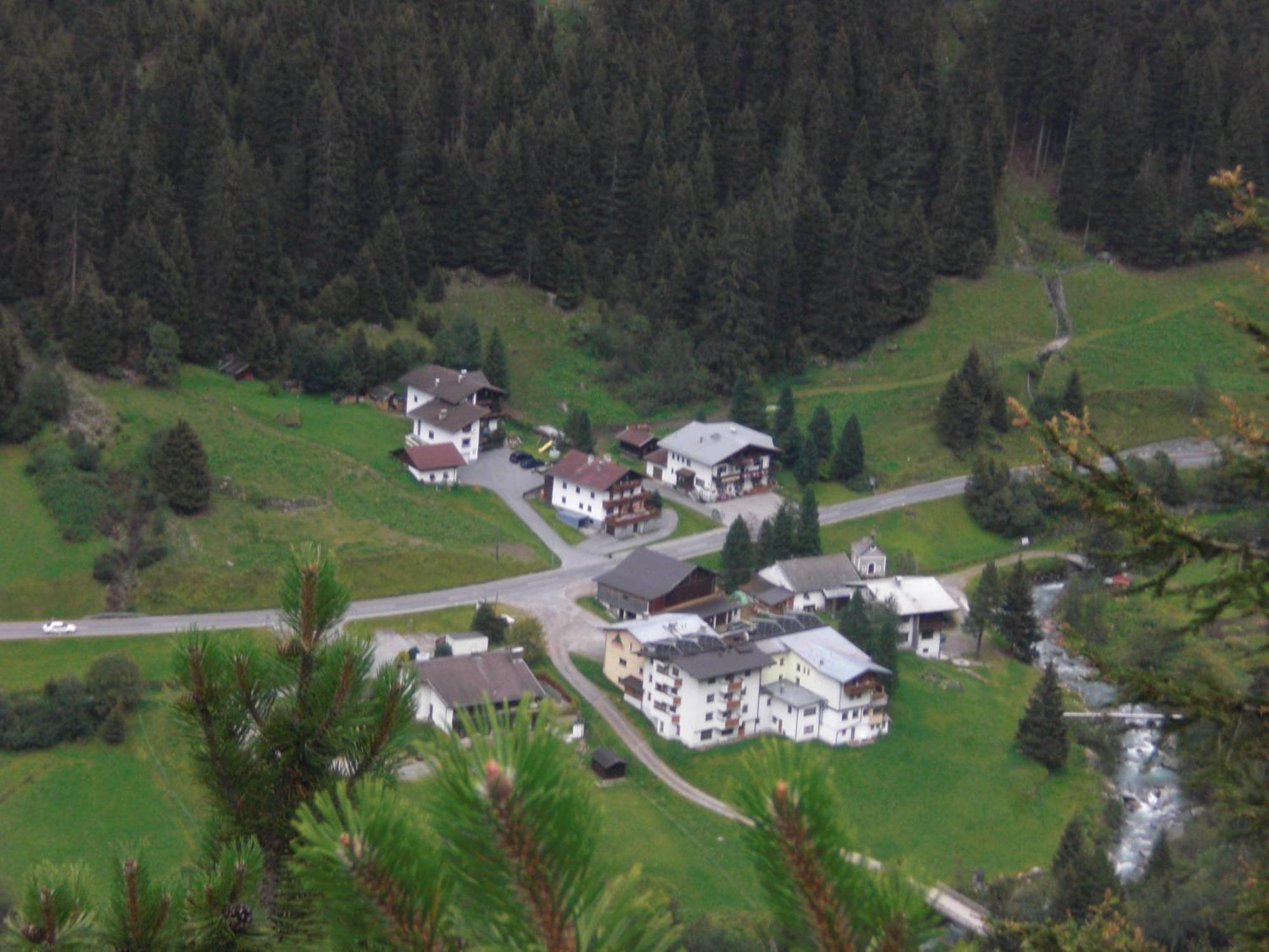 ホテル Haus Waldheim ザンクト・レオンハルト・イム・ピッツタール エクステリア 写真